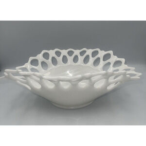 Westmoreland MCM Milk Glass Reticulated‎ Spiderweb White Oval Bowl 12”L 10”W